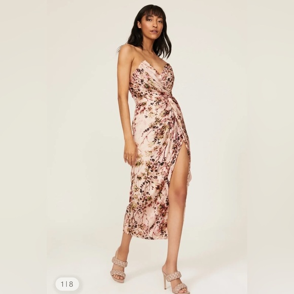 Katie May Come On Home Dress in Pink Botanical, Strapless midi
Size Small - Picture 1 of 9